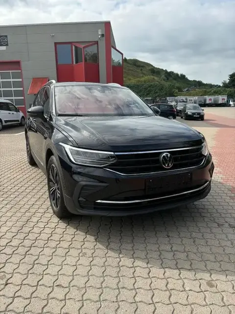 Used VOLKSWAGEN TIGUAN Petrol 2022 Ad 