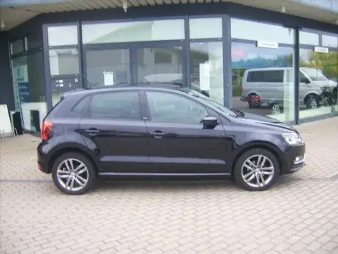 Used VOLKSWAGEN POLO Petrol 2016 Ad 