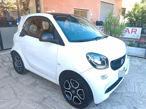 Annonce SMART FORTWO Essence 2019 d'occasion 