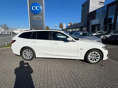 Used BMW SERIE 3 Hybrid 2022 Ad 