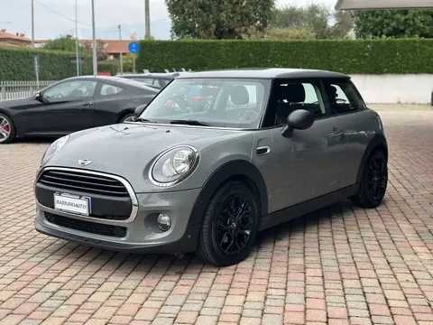 Used MINI ONE Petrol 2017 Ad 