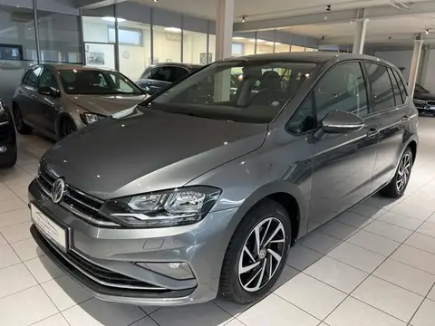 Used VOLKSWAGEN GOLF Petrol 2018 Ad 