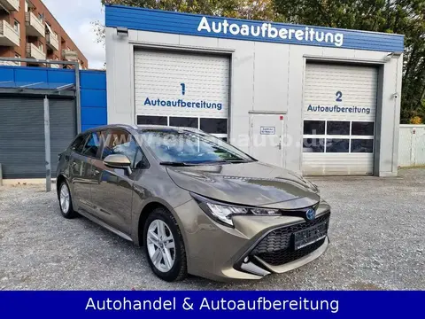 Used TOYOTA COROLLA Hybrid 2022 Ad 