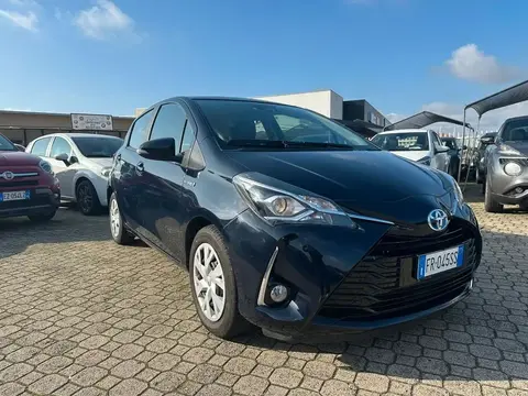 Used TOYOTA YARIS Hybrid 2018 Ad 