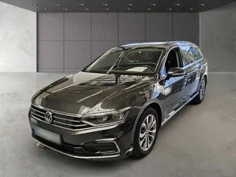 Used VOLKSWAGEN PASSAT Hybrid 2021 Ad 