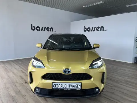 Used TOYOTA YARIS Hybrid 2021 Ad 