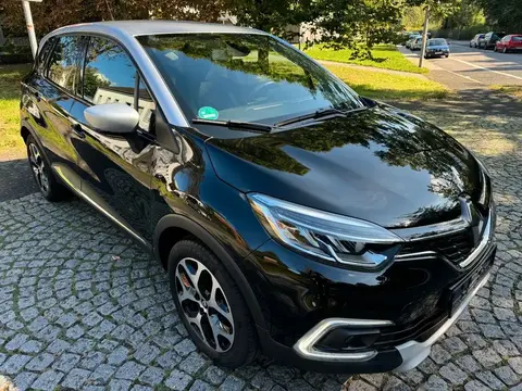 Used RENAULT CAPTUR Petrol 2019 Ad 