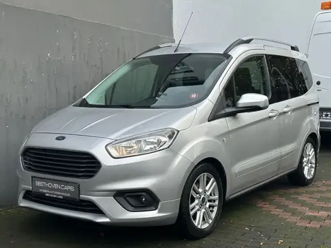 Used FORD TOURNEO Petrol 2019 Ad 