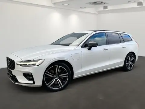 Used VOLVO V60 Hybrid 2021 Ad 