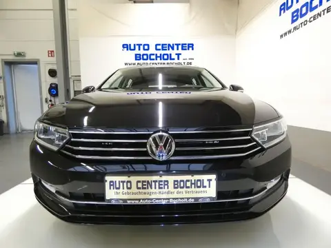 Used VOLKSWAGEN PASSAT Petrol 2018 Ad 