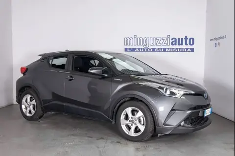 Used TOYOTA C-HR Hybrid 2019 Ad 