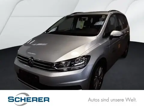 Used VOLKSWAGEN TOURAN Petrol 2021 Ad 