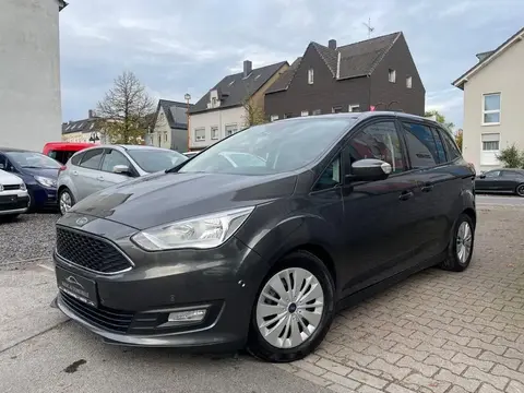 Used FORD GRAND C-MAX Petrol 2017 Ad 