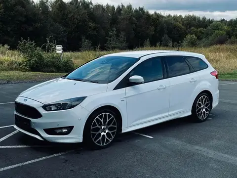 Annonce FORD FOCUS Essence 2017 d'occasion 