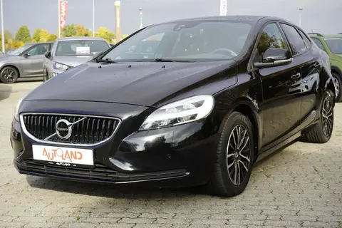 Annonce VOLVO V40 Essence 2018 d'occasion 