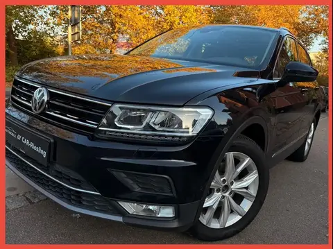 Used VOLKSWAGEN TIGUAN Petrol 2017 Ad 