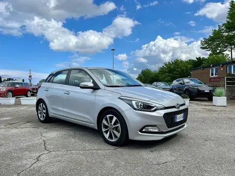 Used HYUNDAI I20 LPG 2017 Ad 