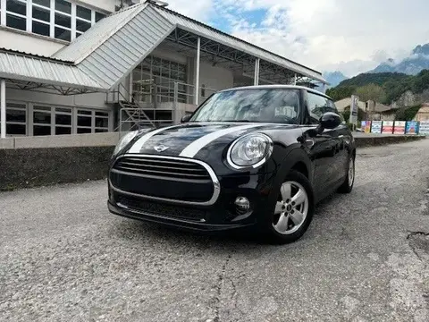 Used MINI ONE Petrol 2017 Ad 