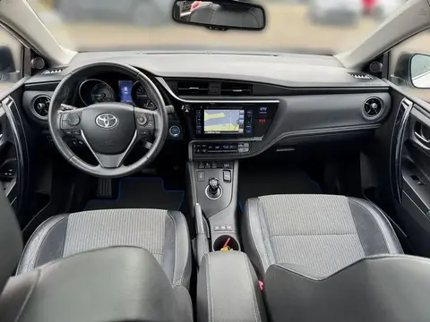 Used TOYOTA AURIS Hybrid 2016 Ad 