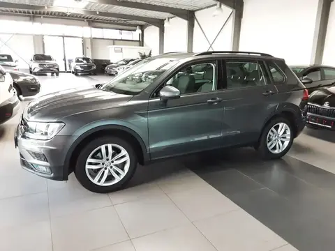 Used VOLKSWAGEN TIGUAN Petrol 2018 Ad 