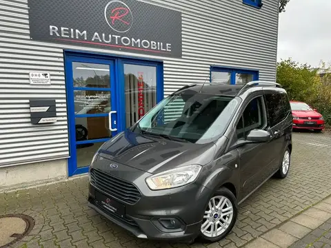 Used FORD TOURNEO Petrol 2019 Ad 