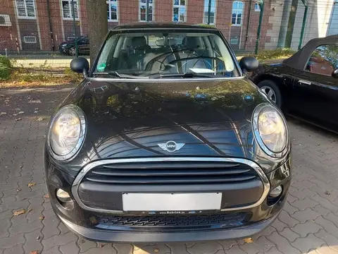 Used MINI ONE Petrol 2016 Ad 