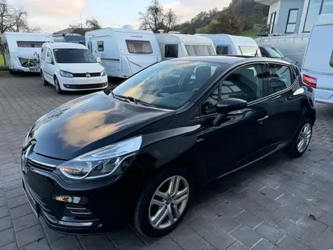 Used RENAULT CLIO Petrol 2018 Ad 