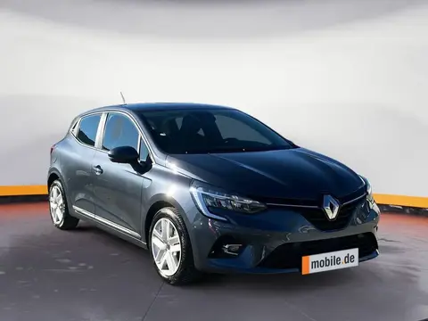 Used RENAULT CLIO Petrol 2022 Ad 