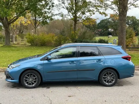 Used TOYOTA AURIS Petrol 2015 Ad 