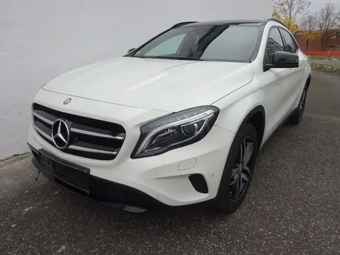 Used MERCEDES-BENZ CLASSE GLA Petrol 2016 Ad 