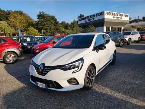 Annonce RENAULT CLIO Essence 2023 d'occasion 