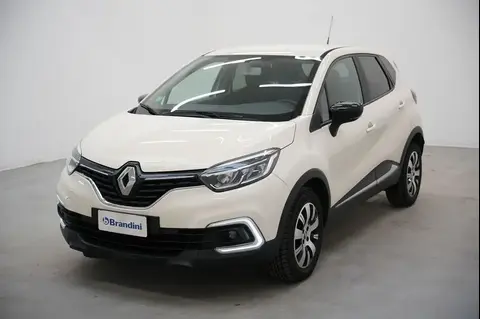 Annonce RENAULT CAPTUR Essence 2019 d'occasion 