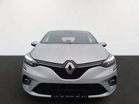 Used RENAULT CLIO Petrol 2022 Ad 