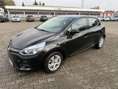 Used RENAULT CLIO Petrol 2018 Ad 