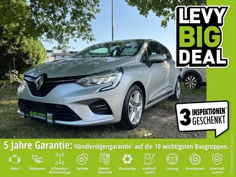 Used RENAULT CLIO Petrol 2020 Ad 