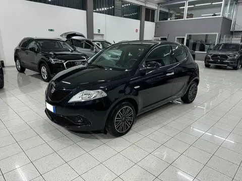 Used LANCIA YPSILON Hybrid 2021 Ad 