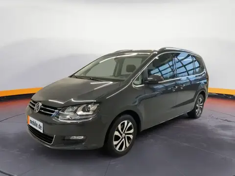 Used VOLKSWAGEN SHARAN Petrol 2022 Ad 