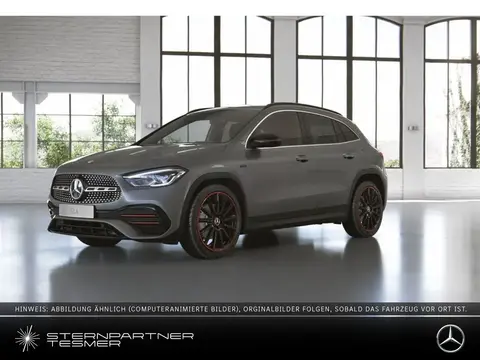 Used MERCEDES-BENZ CLASSE GLA Hybrid 2021 Ad 