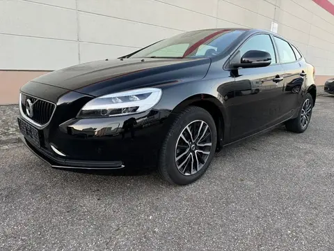 Annonce VOLVO V40 Essence 2018 d'occasion 