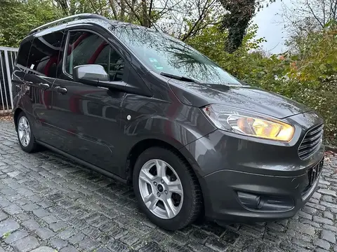 Used FORD TOURNEO Petrol 2017 Ad 