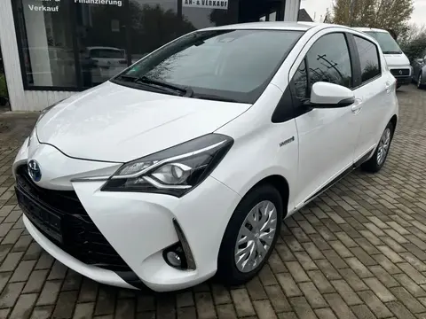 Used TOYOTA YARIS Hybrid 2018 Ad 