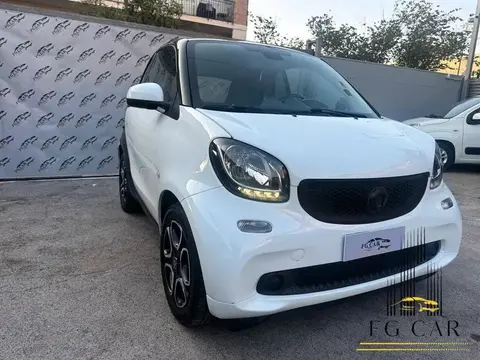 Annonce SMART FORTWO Essence 2018 d'occasion 