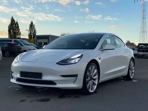 Annonce TESLA MODEL 3 Non renseigné 2019 d'occasion 