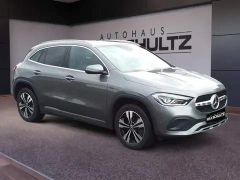 Used MERCEDES-BENZ CLASSE GLA Hybrid 2020 Ad 