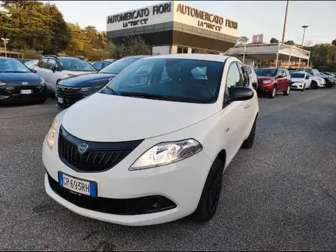 Used LANCIA YPSILON Hybrid 2023 Ad 