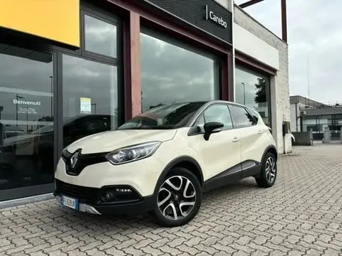 Used RENAULT CAPTUR Petrol 2016 Ad 