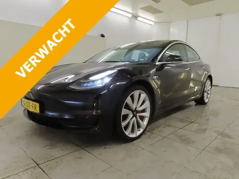 Annonce TESLA MODEL 3 Non renseigné 2019 d'occasion 