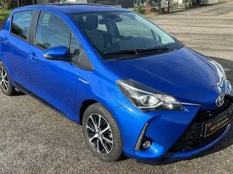 Used TOYOTA YARIS Hybrid 2018 Ad 