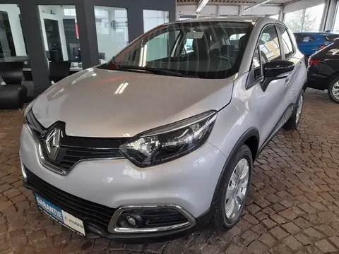 Annonce RENAULT CAPTUR Essence 2017 d'occasion 