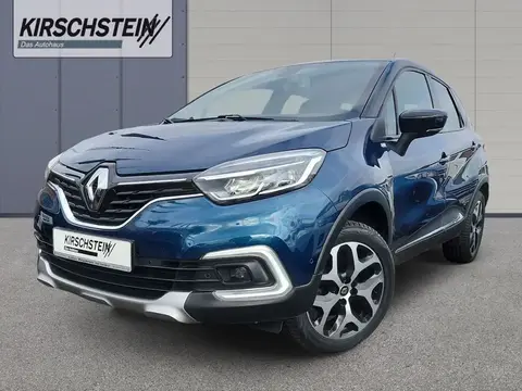 Used RENAULT CAPTUR Petrol 2018 Ad Germany